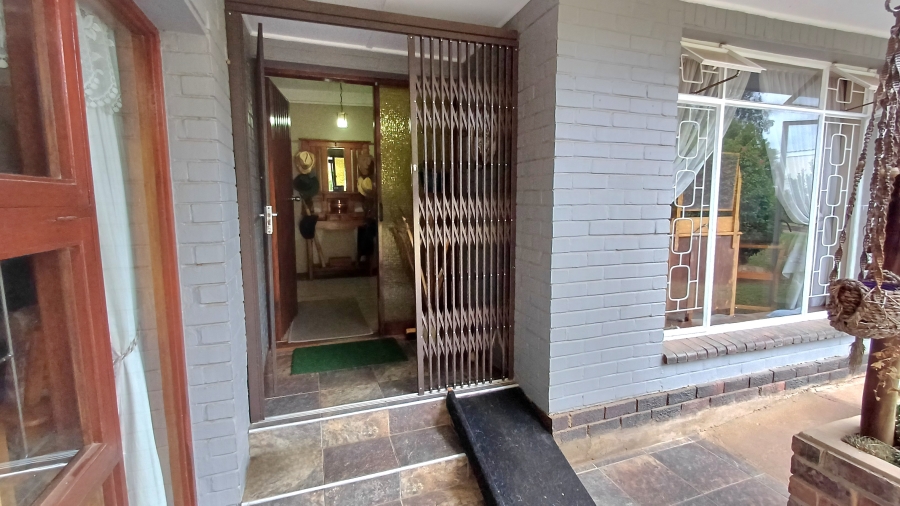 4 Bedroom Property for Sale in Vanes Estate Eastern Cape